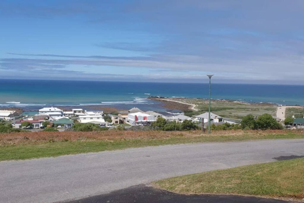 Agulhas Heights Self-Catering Cottages Экстерьер фото