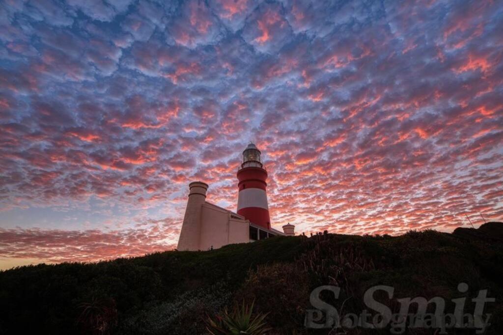 Agulhas Heights Self-Catering Cottages Экстерьер фото
