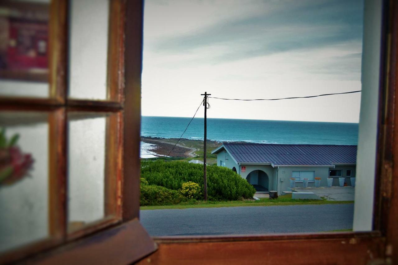 Agulhas Heights Self-Catering Cottages Экстерьер фото